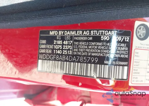 2013 Mercedes-Benz C 300 Luxury 4Matic/Sport 4Matic z USA, uszkodzony, nr VIN WDDGF8AB4DA785799